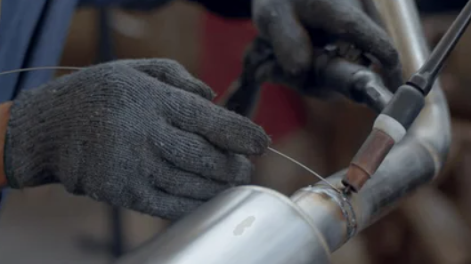 welding ekzos kereta